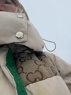 LikaCat online show from 11/05/25, 02:55