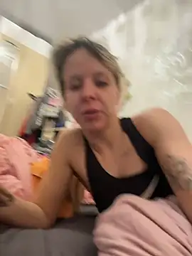 LikaCat online show from 02/09/26, 03:10