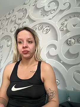 LikaCat online show from 03/06/26, 04:09