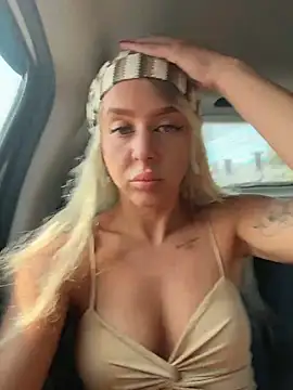 LikaCat online show from 04/05/26, 02:09