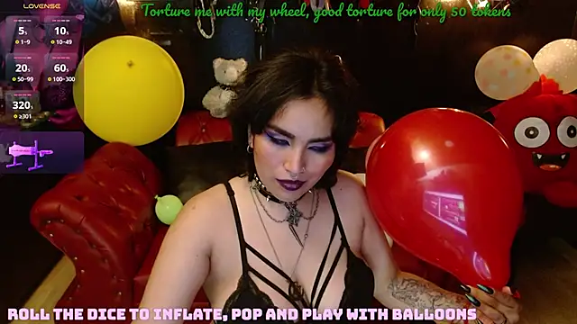 Snapshot of kureiji_hentaii chatting on 01/15/25, 10:49 kureiji hentaii online show from 01/15/25, 10:49