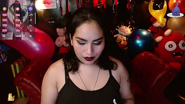 Snapshot of kureiji_hentaii chatting on 11/06/25, 11:59 kureiji hentaii online show from 11/06/25, 11:59