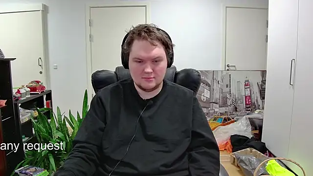 Snapshot of kresser1995DK21 chatting on 01/30/25, 12:16 kresser1995DK21 online show from 01/30/25, 12:16