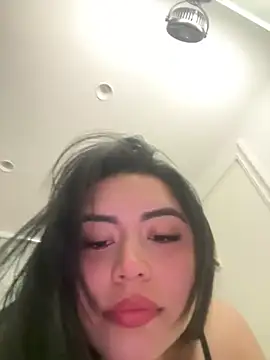 EmilyxRose - online show from 06/14/26, 05:04