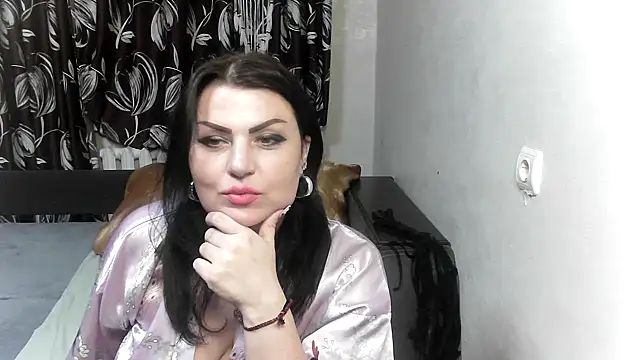 Snapshot of kataleya94 chatting on 11/22/25, 04:17 kataleya94 online show from 11/22/25, 04:17