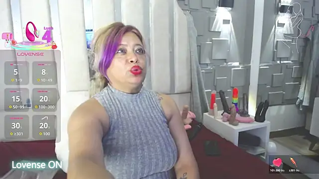 Snapshot of Natasha_699 chatting on 05/20/26, 10:49 Natasha 699 online show from 05/20/26, 10:49