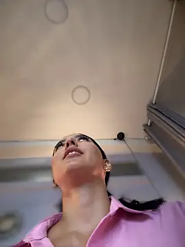 MarianaBenz online show from 03/13/25, 09:05