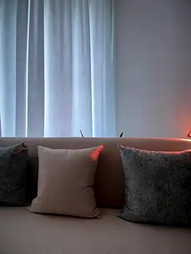 MarianaBenz online show from 10/07/25, 10:29