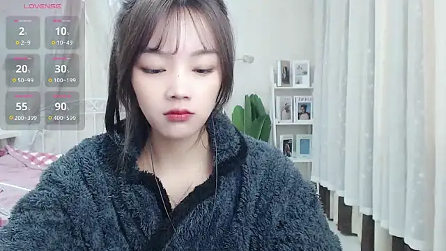 Jenny-Z online show from 03/05/25, 02:25