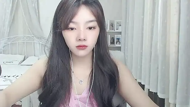 Snapshot of Jenny-Z chatting on 04/22/26, 01:30 Jenny-Z online show from 04/22/26, 01:30