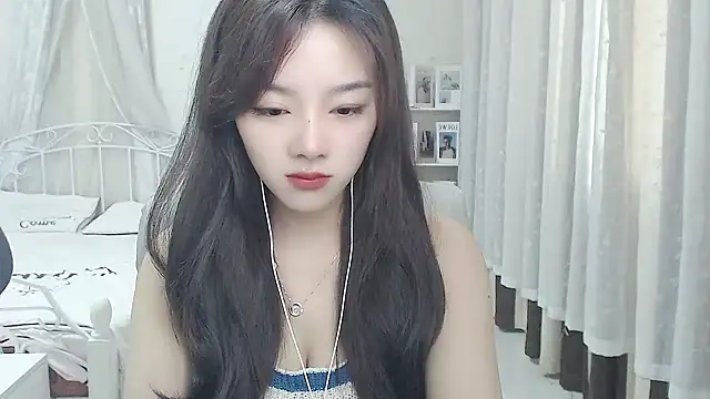 Snapshot of Jenny-Z chatting on 04/27/26, 01:58 Jenny-Z online show from 04/27/26, 01:58