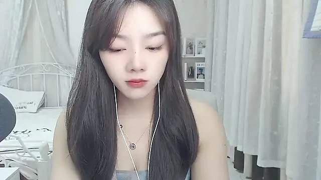 Snapshot of Jenny-Z chatting on 04/29/26, 01:43 Jenny-Z online show from 04/29/26, 01:43