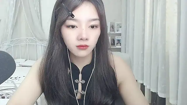 Snapshot of Jenny-Z chatting on 05/06/26, 01:47 Jenny-Z online show from 05/06/26, 01:47