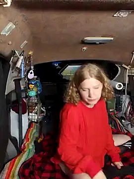 Snapshot of shadow199393 chatting on 10/15/25, 02:11 shadow199393 online show from 10/15/25, 02:11