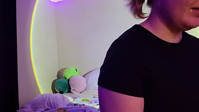 Snapshot of InternetFairy_XO chatting on 12/16/24, 08:48 InternetFairy XO online show from 12/16/24, 08:48