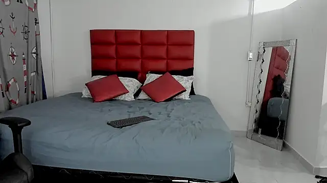 Snapshot of LyonGallego_ chatting on 09/18/25, 08:16 LyonGallego online show from 09/18/25, 08:16