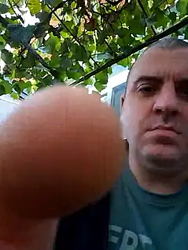 Snapshot of LSD669 chatting on 09/30/25, 03:39 LSD669 online show from 09/30/25, 03:39