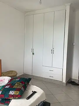 Snapshot of petiteebony_81 chatting on 04/06/26, 07:09 petiteebony 81 online show from 04/06/26, 07:09