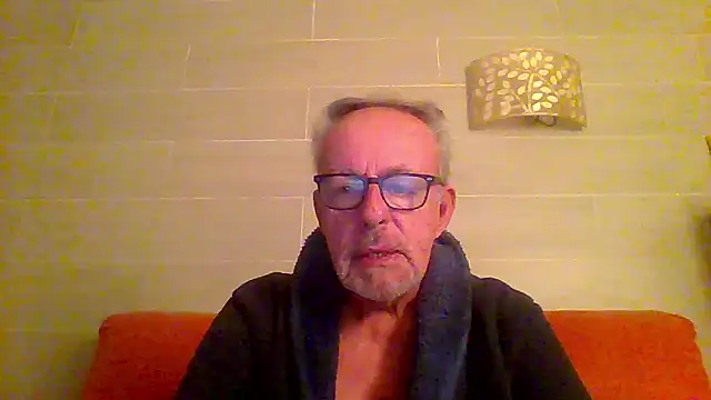 tuggy59 online show from 01/10/26, 06:04