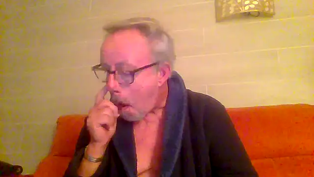 tuggy59 online show from 02/06/26, 05:34