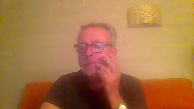 tuggy59 online show from 05/18/26, 04:51