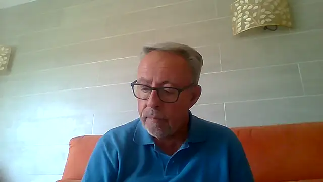 Snapshot of tuggy59 chatting on 07/08/26, 07:46 tuggy59 online show from 07/08/26, 07:46