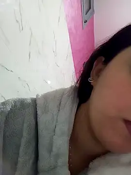 Snapshot of Beerrry chatting on 01/15/25, 11:30 Beerrry online show from 01/15/25, 11:30