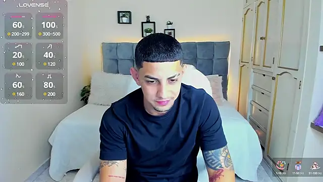 Snapshot of Alex_cute77 chatting on 02/21/25, 12:28 Alex cute77 online show from 02/21/25, 12:28