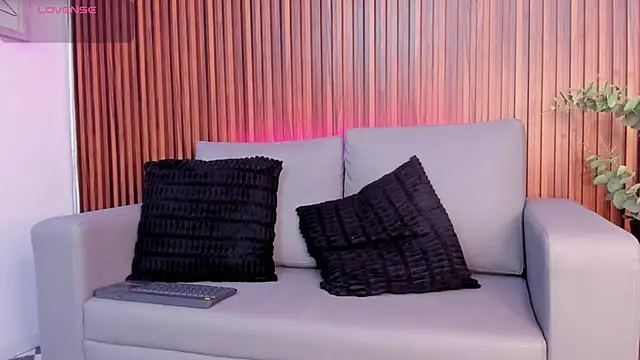 Snapshot of Alex_cute77 chatting on 03/06/26, 12:23 Alex cute77 online show from 03/06/26, 12:23