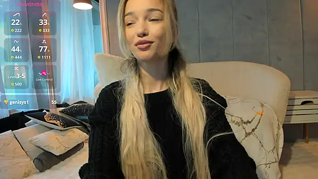 Snapshot of Sassy_Teen chatting on 09/25/25, 08:40 Sassy Teen online show from 09/25/25, 08:40