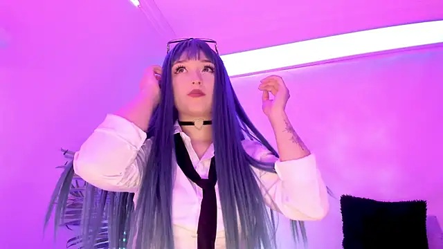 Snapshot of Gloomydoll chatting on 10/09/25, 07:23 Gloomydoll online show from 10/09/25, 07:23