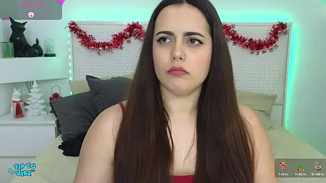 Snapshot of Eva_Rogers_ chatting on 01/10/25, 01:31 Eva Rogers  online show from 01/10/25, 01:31