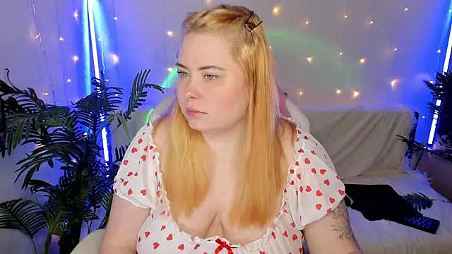 Akemi BBW online show from 01/21/25, 08:08