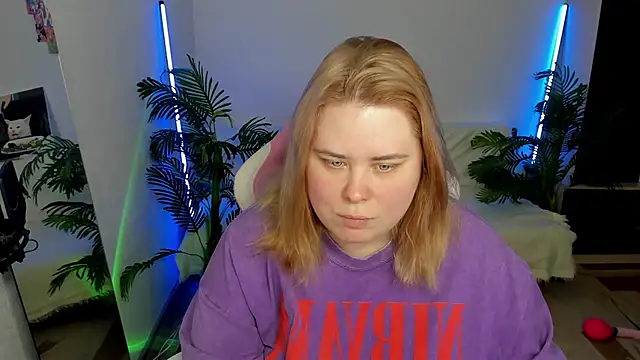 Akemi BBW online show from 02/19/25, 06:32