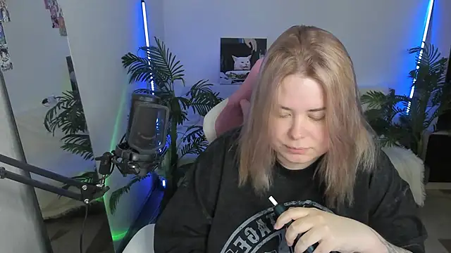 Akemi BBW online show from 02/28/25, 10:39