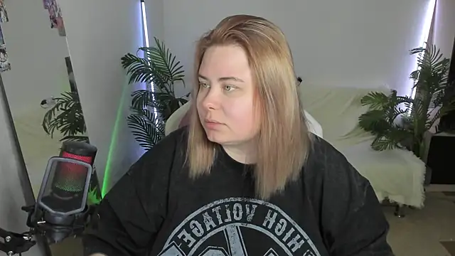 Akemi BBW online show from 03/01/25, 05:49