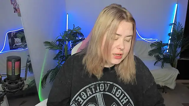 Akemi BBW online show from 03/14/25, 08:10