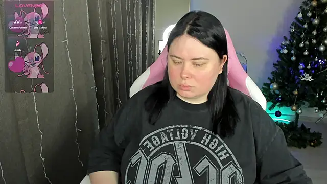 Snapshot of Akemi_BBW chatting on 01/14/26, 05:02 Akemi BBW online show from 01/14/26, 05:02