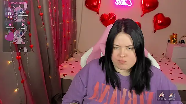 Snapshot of Akemi_BBW chatting on 02/20/26, 06:26 Akemi BBW online show from 02/20/26, 06:26