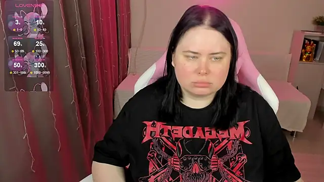 Snapshot of Akemi_BBW chatting on 04/06/26, 05:52 Akemi BBW online show from 04/06/26, 05:52