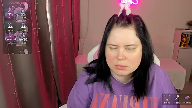 Snapshot of Akemi_BBW chatting on 04/15/26, 07:15 Akemi BBW online show from 04/15/26, 07:15