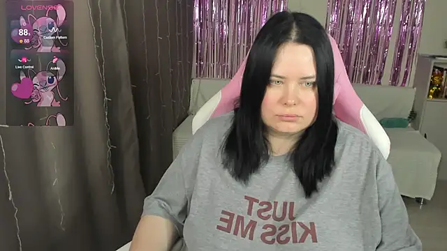 Akemi BBW online show from 05/13/26, 07:39