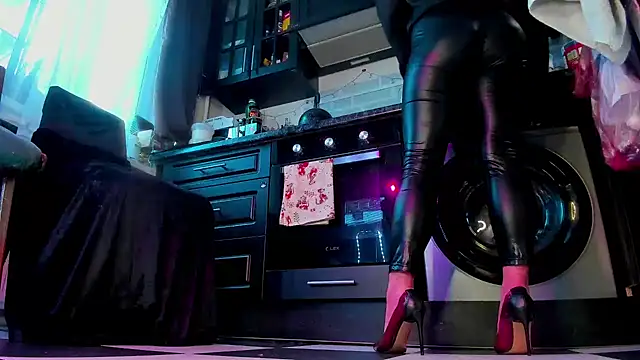 Snapshot of astarrot chatting on 03/04/25, 07:51 astarrot online show from 03/04/25, 07:51