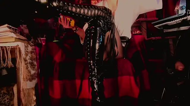 Snapshot of astarrot chatting on 03/20/26, 06:13 astarrot online show from 03/20/26, 06:13