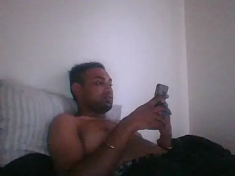 Snapshot of sar679 chatting on 04/18/26, 04:38 sar679 online show from 04/18/26, 04:38