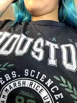 kaoticblue  online show from 12/01/25, 10:15