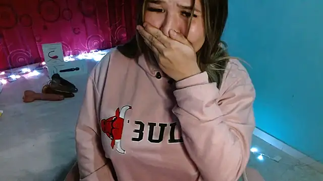 Snapshot of zoe_adhara chatting on 03/14/25, 07:15 zoe adhara online show from 03/14/25, 07:15