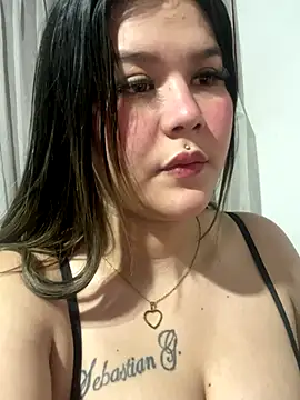 Snapshot of zoe_adhara chatting on 09/29/25, 08:19 zoe adhara online show from 09/29/25, 08:19