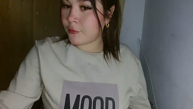 Snapshot of zoe_adhara chatting on 11/02/25, 04:15 zoe adhara online show from 11/02/25, 04:15