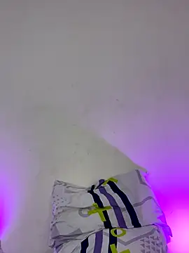 Anette  online show from 10/28/25, 08:00